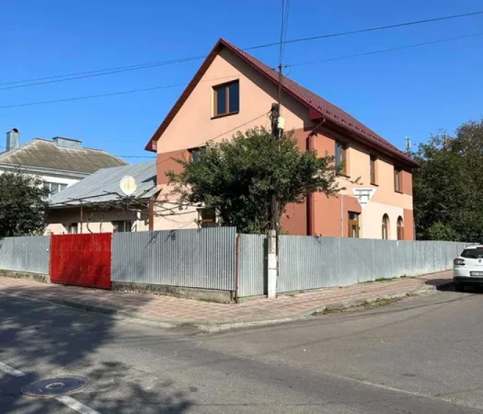 Двоповерховий будинок м. Тячів 160 кв\м